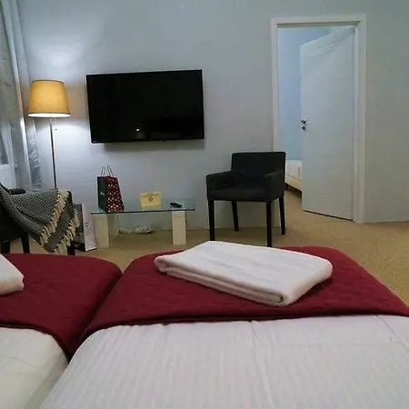 Cracow 4*