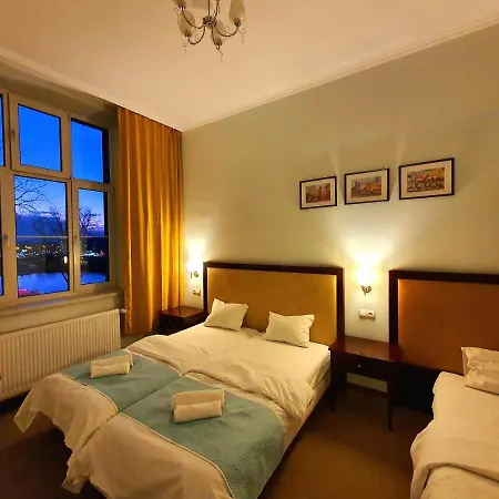 Otel Cracow 3*